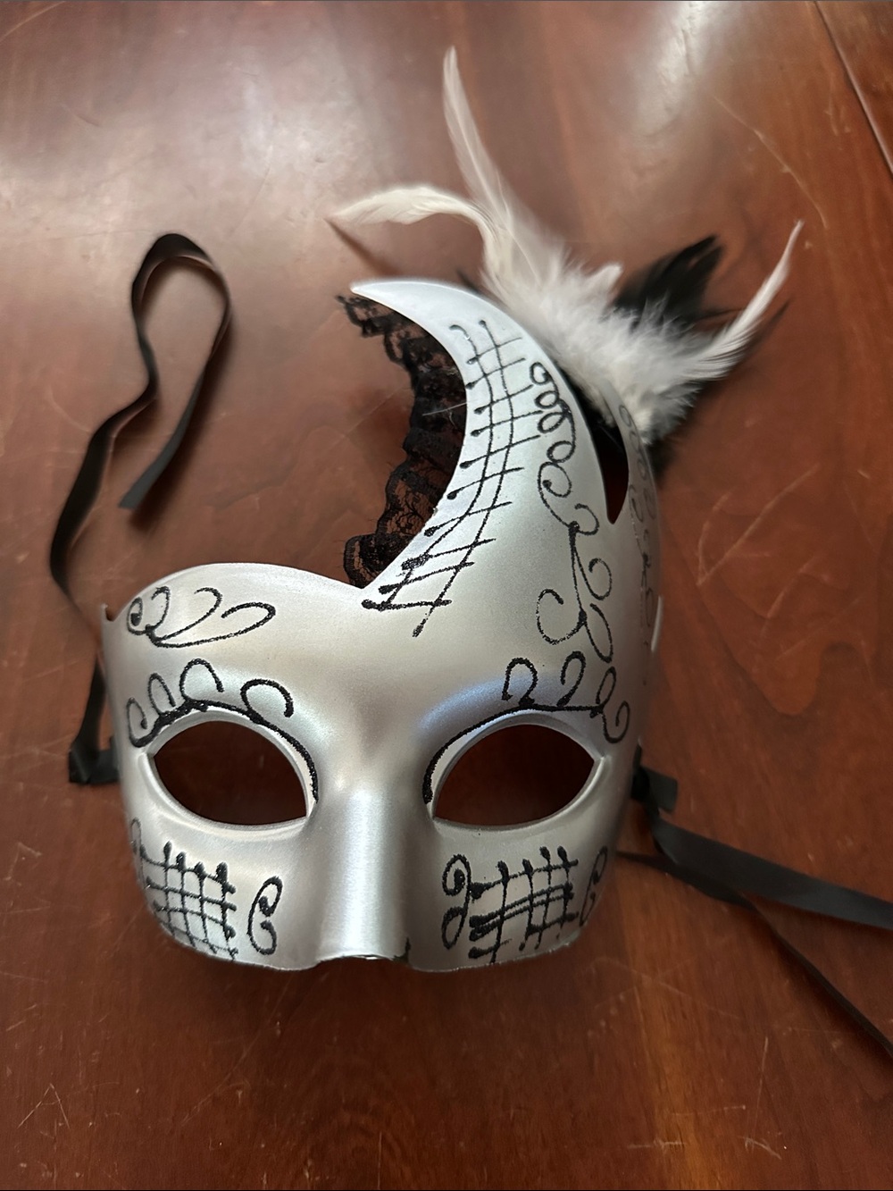 Silver Feathered Masquerade Mask - Elegant Holiday Mask